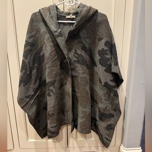 Mystree Camo Knit Poncho
